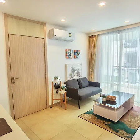 Apartment Olympus City Garden For Family Pattaya