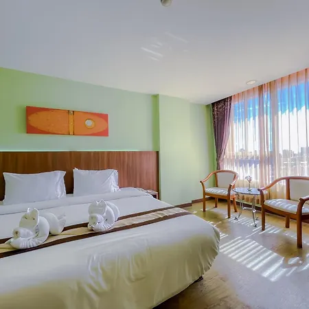 Hotel Eastern Grand Palace