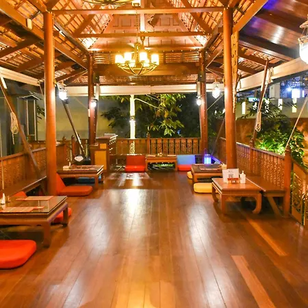 Sugar Hut & Restaurant Pattaya