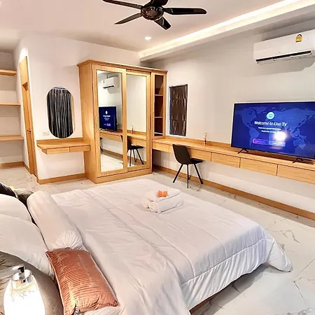 Villa H2中天海滩 风月步行街 市中心 Bbq 酒吧街 独栋别墅4卧5卫豪华装修芭提雅海天-悠舍泳池桑拿房别墅 *