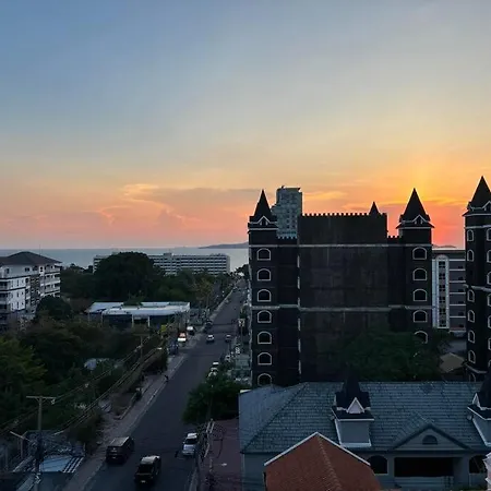 2 Bed - 2 Bath Seaview Penthouse Pattaya