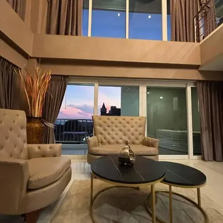 2 Bed - 2 Bath Seaview Penthouse *
