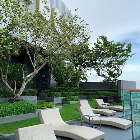 Aparthotel Edge Monstera Pattaya