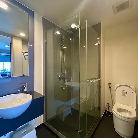 Aparthotel Unixx High Floor Seaview Double Bedroom