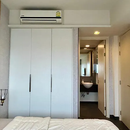 Unixx High Floor Seaview Double Bedroom Aparthotel Pattaya