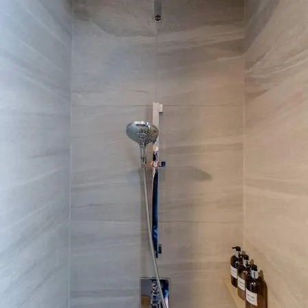 Edge #171 Apartment *