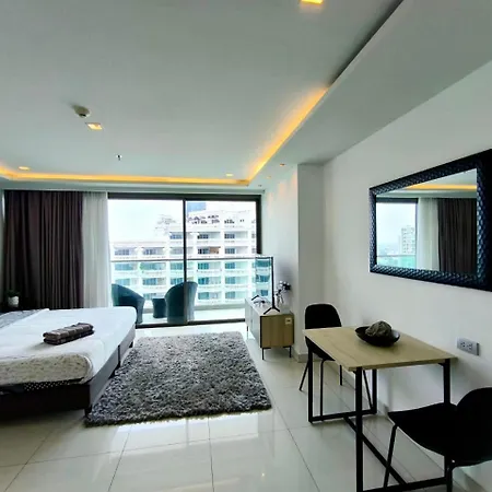 Sea View At Wong Amat Tower 3505 Pattaya