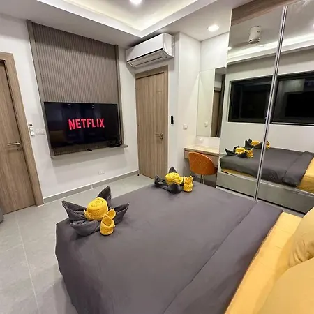 Super Luxury 3 Bedroom Private Pool With Jacuzzi, Near 711, 10 Minutes To Walking Street And - Mt6 Villa *