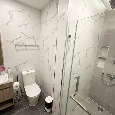 Villa Super Luxury 3 Bedroom Private Pool With Jacuzzi, Near 711, 10 Minutes To Walking Street And - Mt6