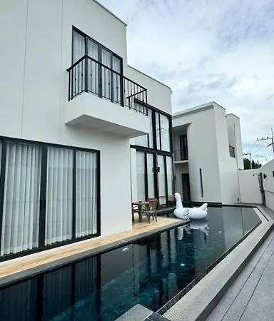Pupae Pool Inara Villa *