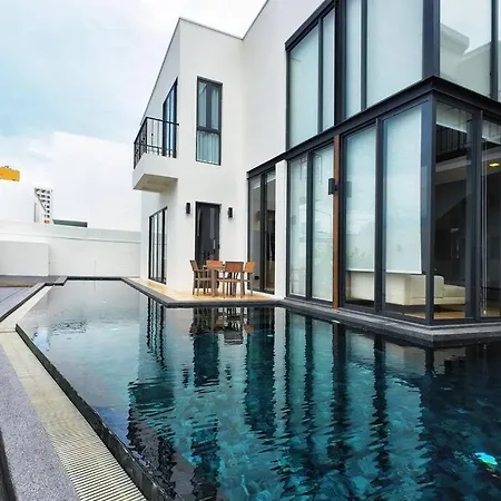 Villa Pupae Pool Inara *