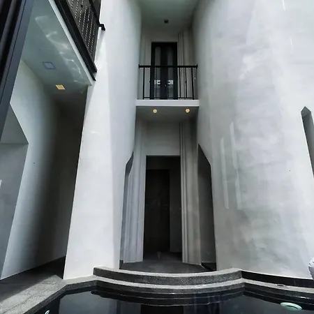 Pupae Pool Inara Pattaya