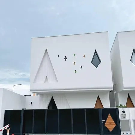 Villa Pupae Pool Inara Pattaya