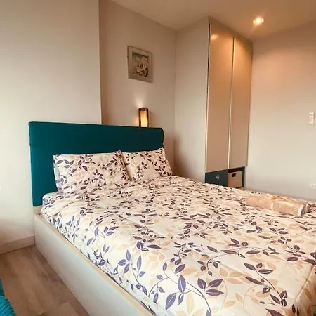 Apartment 芭提雅centric中心海高级网红无边泳池小情调一居