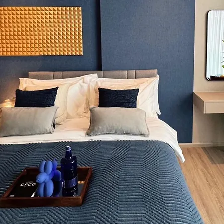อพาร์ตโฮเทล Edge Central Downtown By Private Collection