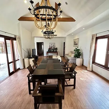 Villa Thaiba Lipool