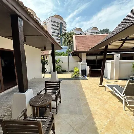 Villa Thaiba Lipool Pattaya