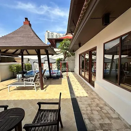 Thaiba Lipool Villa *