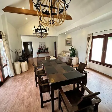Thaiba Lipool Villa