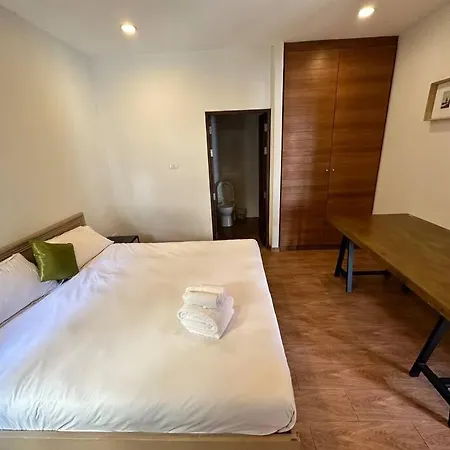 Thaiba Lipool Villa *