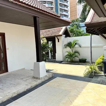 Villa Thaiba Lipool Pattaya