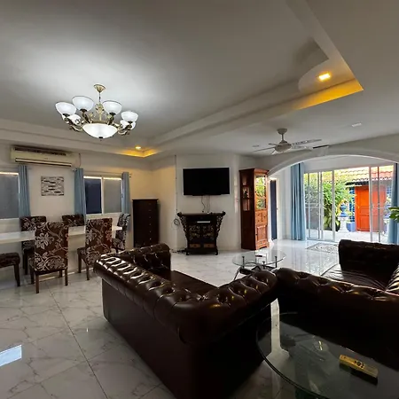 Villa Orchid Meet Pool