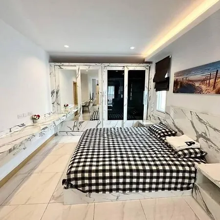 Luxurious 4 Bedroom Pool * Pattaya