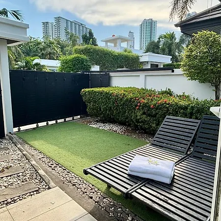 Palm Oasis Beautiful 2 Bedroom Pool Jomtien Villa *