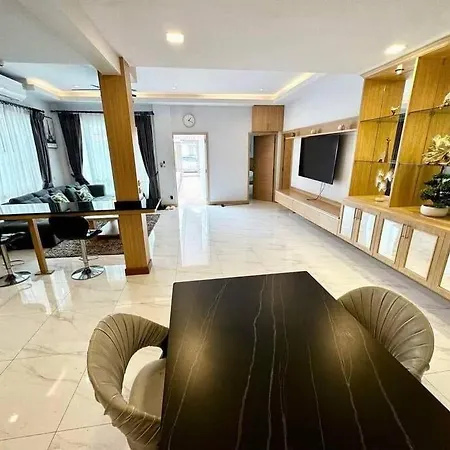 Villa Tagvilla Luxurious Pool - 04 Bedroom *