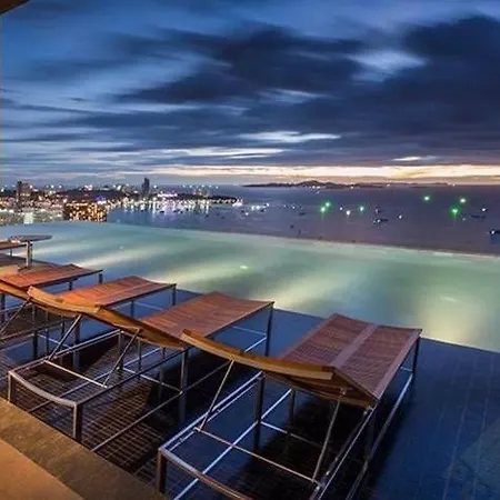Centric Sea & Apartment *
