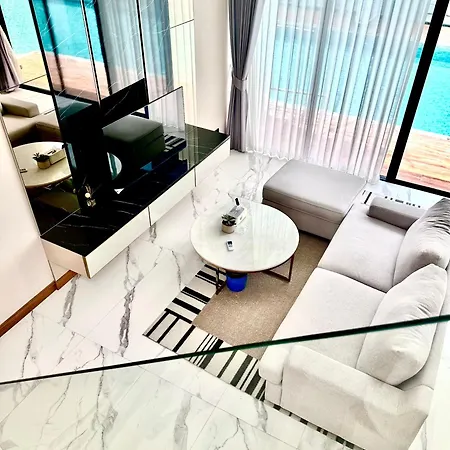 The Rich Garden Villa