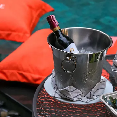 Guest house De Time - The Luxury Private Pool