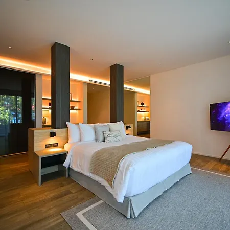 Guest house De Time - The Luxury Private Pool Pattaya