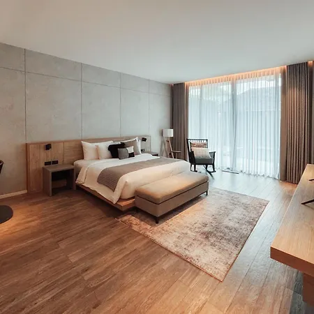 De Time - The Luxury Private Pool Guest house *