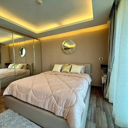 Peak Towers Apartment Pattaya