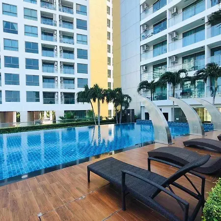 Peak Towers Apartment *