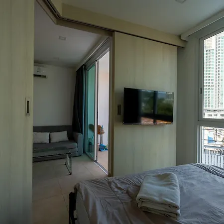 Olympus Garden By Lsqstays Apartment