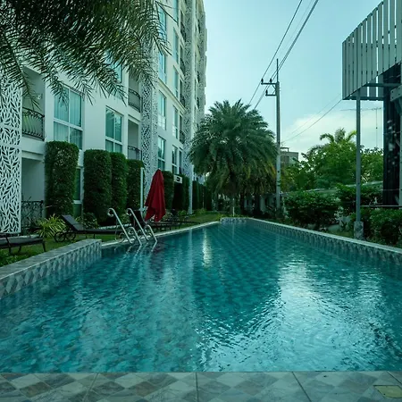 Olympus Garden By Lsqstays Pattaya