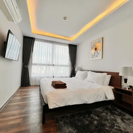 Apartment Better Than 1 Bedroom In Peak Towers Pattaya