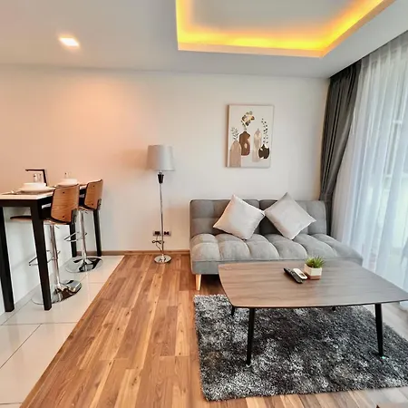 Apartment Better Than 1 Bedroom In Peak Towers Pattaya