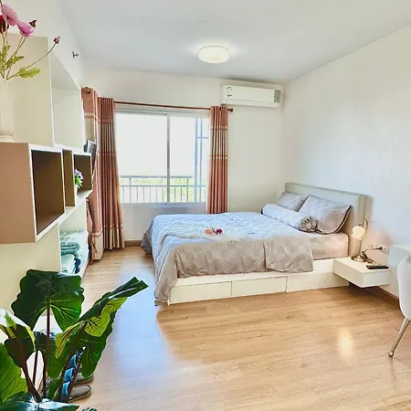Long 1 Bedroom Sea View Aparthotel *