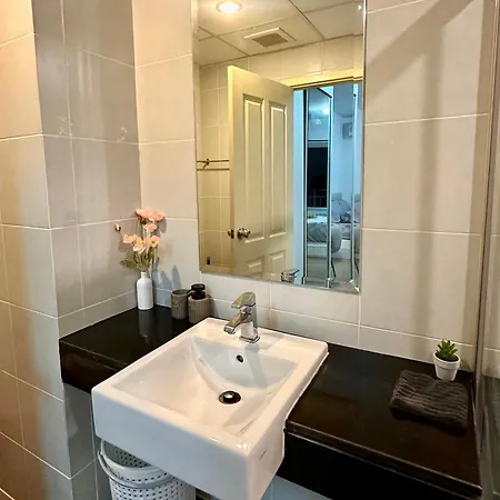 Aparthotel Long 1 Bedroom Sea View *