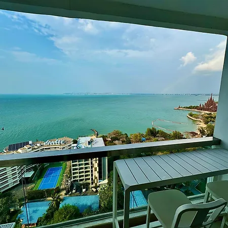 The Palm Wongamat ,world Class Luxury Seaview Condo, Private The Sanctuary Of Truth Apartment Pattaya
