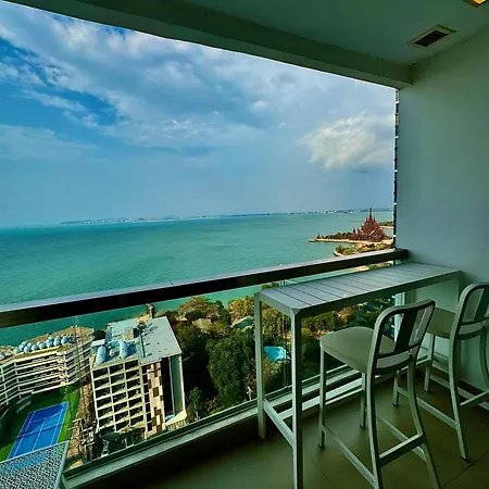The Palm Wongamat ,world Class Luxury Seaview Condo, Private The Sanctuary Of Truth