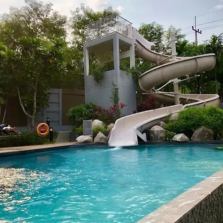 Unixx Sea View High Floor 1br