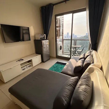 Unixx Sea View High Floor 1br Apartment