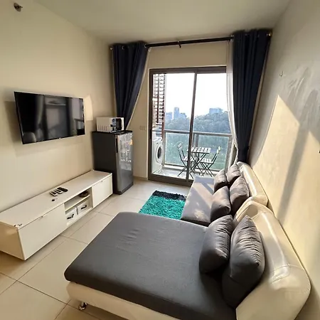 Unixx Sea View High Floor 1br Apartment