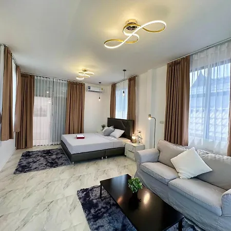 Liwei Cozy Pool *
