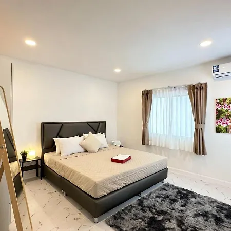 Liwei Cozy Pool