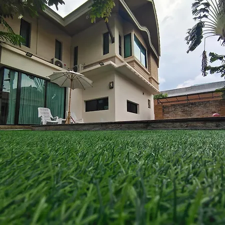 Baan Natcha Pool Center *